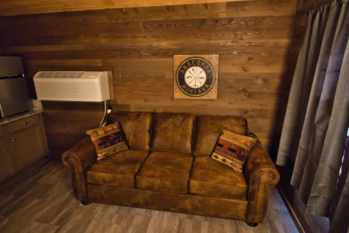 old works golf course camping, LivingRoomLounge, rv park with showers laundry and wifi in anaconda mt, discovery ski area cam